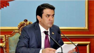 Рустам Эмомали раскритиковал качество сотовой связи в Душанбе