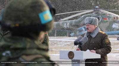 Лукашенко заявил, что он вместе с Путиным разработал операцию в Казахстане за час