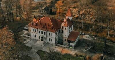 Реставрация после кладоискателя: три львовские семьи несколько лет восстанавливают дворец
