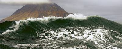 На Курильских островах объявили угрозу цунами после извержения вулкана у острова Тонга