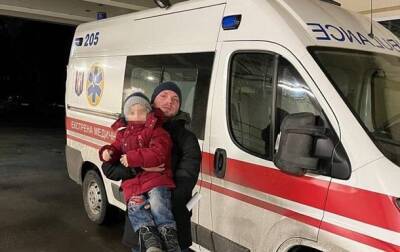 В Киеве пьяная мать ударила ножом ребенка