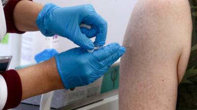 Ульяновская область ввела обязательную вакцинацию для лиц старше 60 лет