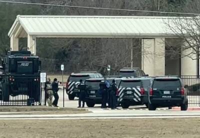 Захват заложников в Техасе: полиция взяла под контроль все синагоги в Далласе - unn.com.ua - Украина - Киев - Техас - Даллас