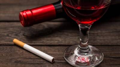 В Украине за год подорожали табак и алкоголь – Госстат