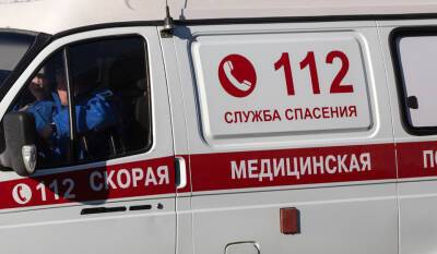 В Шушарах автобус сбил 15-летнюю девочку из-за отвалившегося колеса - ivbg.ru - Украина - Санкт-Петербург