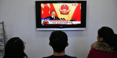 В Китае запретили показывать по телевидению мужчин с макияжем