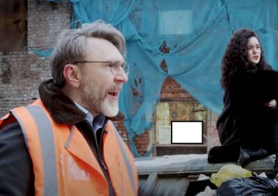 Шнуров посвятил замусоренным и не убранным от снега улицам Петербурга новый клип