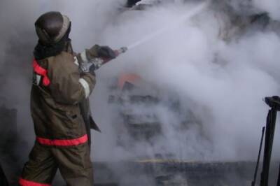 В Новосибирске произошло возгорание цистерны с бензином