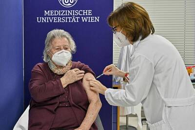 Власти Австрии изменили правила обязательной вакцинации от коронавируса