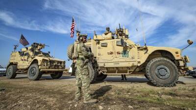 Сирийские военные заблокировали очередную колонну американской армии в провинции Хасака