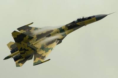 Санкции в действии: в мире отказываются от российских истребителей Су-35