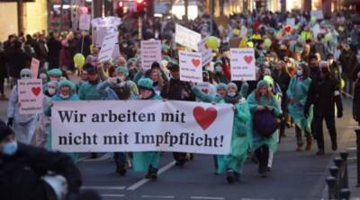 В ряде стран ЕС прошли массовые антиковидные протесты