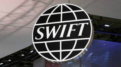 В случае отключения России от SWIFT произойдет удар по финансовым рынкам