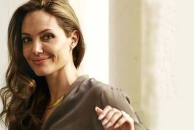 Анджелина Джоли с новым цветом волос изумила помолодевшим видом: "Какая сильная дама"