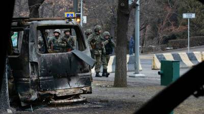Вооруженные группы погромщиков захватили в Алматы более 1,3 тыс. единиц оружия