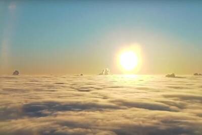 Петербуржцам показали восход солнца над облаками с высоты «Лахта Центра»
