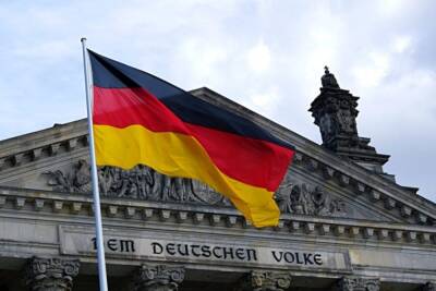 В Германии резко осадили посла Украины за требование дать оружие