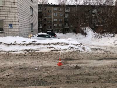 В Новосибирске водитель Toyota сбил несовершеннолетнюю на Лескова