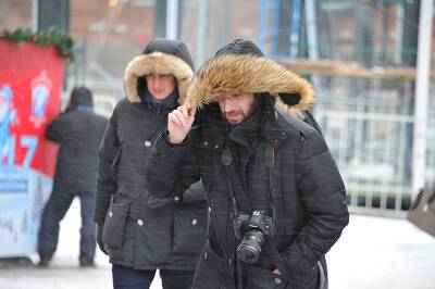 Желтый уровень погодной опасности продлили в Москве из-за ветра