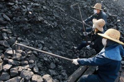 До позеленения: Китай нарастил добычу угля на фоне энергокризиса
