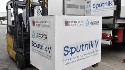 Власти Австралии разрешили въезд в страну привитым российской вакциной от коронавируса “Спутник V”