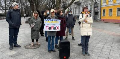 В Одессе однопартийцы Порошенко не пришли на митинг в его защиту
