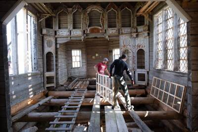 Как тысячи храмов в России превращаются в руины и кто их восстанавливает вместо РПЦ