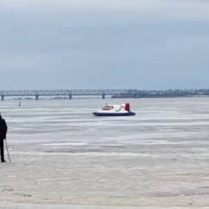 В Черкассах утопленника нашли подо льдом с помощью дрона
