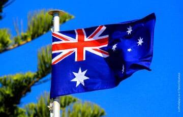 Австралия разрешила въезд в страну привитым «Спутником V»