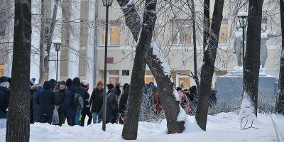 Школьникам Екатеринбурга, эвакуированным из-за угрозы взрыва, разрешили вернуться на занятия