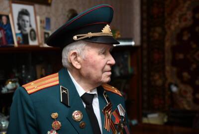 96 лет празднует участник Великой Отечественной войны Иван Овинников