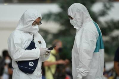 В Таиланде подтвердили первые две смерти от омикрон-штамма коронавируса