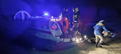 Видео: спасатели сняли четверых мужчин с отколовшейся льдины в Финском заливе