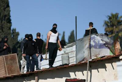Шейх-Джарах: арабское семейство угрожает взорвать дом, протестуя против эвакуации