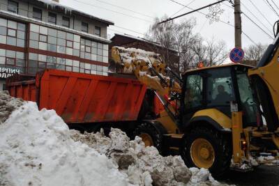 За минувшие сутки в Туле вывезли более 4800 кубометров снега