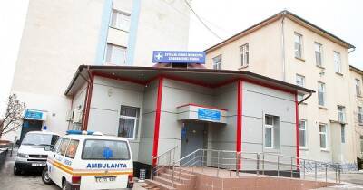 В Молдавии больницы переполнены детьми с тяжелой формой коронавируса, мест нет