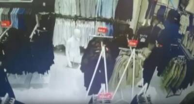 Видеоновость: в Твери задержали похитителя курток