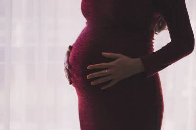 Минтруда назвало размер минимального пособия по беременности и родам