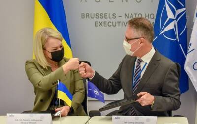 Украина и НАТО подписали "цифровой" меморандум - korrespondent.net - Украина