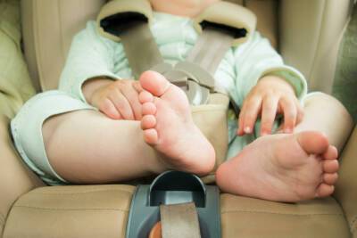 Окончательно отменена установка устройств, которые предотвращают оставление детей в машине
