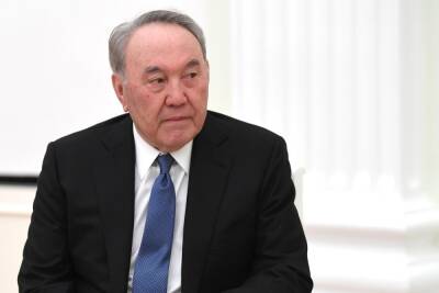 The Guardian: Назарбаев яростно делит с Токаевым активы