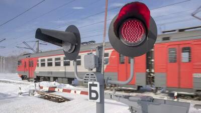 Число ДТП на железнодорожных переездах в России выросло на 7% в 2021 году