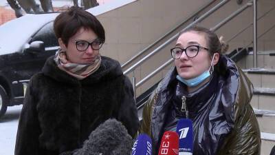 Пресненский суд Москвы лишил прав родителей девочки, которую около 6 лет не забирали из медцентра