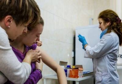 Минздрав упростил вакцинацию детей от 12 лет