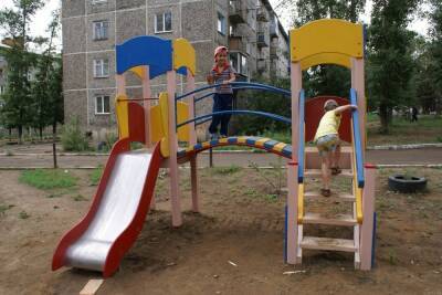 В Тверской области хулиганы сломали скамейку, но отзывчивый гражданин её починил