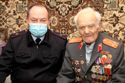 Ветеран войны и органов внутренних дел Леонид Буторов получил поздравления с днем рождения от Сергея Галкина