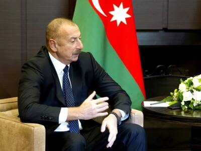 «Угрожал убийством»: кандидат в президенты Франции подала жалобу на лидера Азербайджана