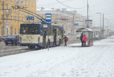 Электротранспорт частично прекратил работу в Екатеринбурге из-за аварии на подстанции