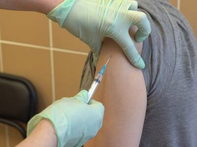 Минздрав назвал новые противопоказания к прививке от коронавируса