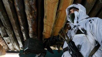 В Британии высмеяли украинских солдат с деревянными автоматами